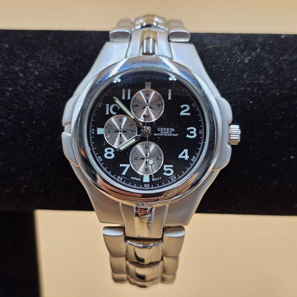Geneva Quartz Water Resistant Silver Tone Mens Watch Luminous Hands New Battery